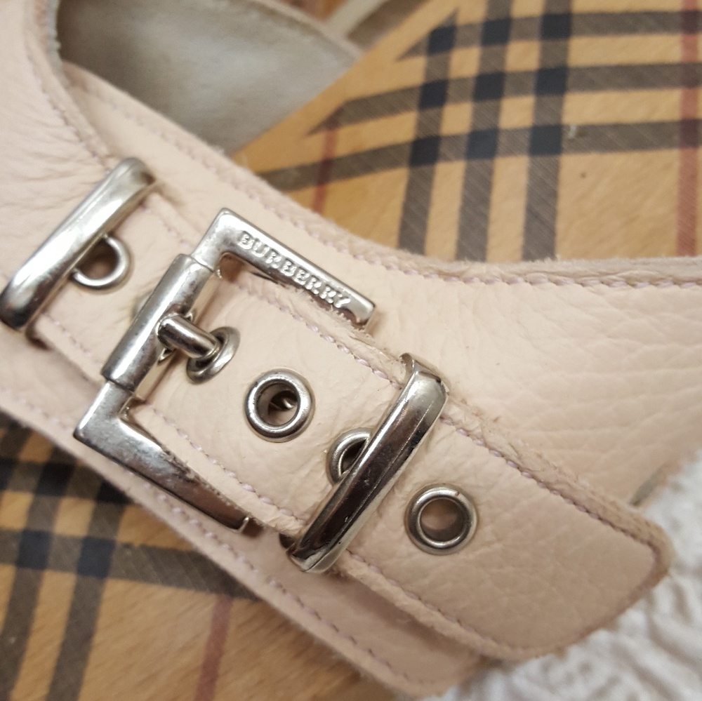 BURBERRY Sandals - Picture 5 of 8